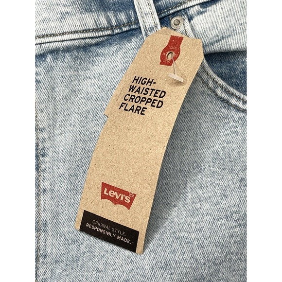 New Levi's Size 22W Light Wash High Waisted Cropped Flare Jeans Denim - Picture 9 of 12